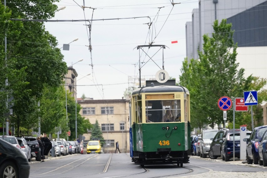 W niedzielę 29 maja linie turystyczne obsługiwane są przez...