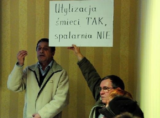 - Nie domagam się niczego poza odpowiedzialnym i rzetelnym respektowaniem mojego głosu &#8211; mówił wczoraj przeciwny spalarni Bogdan Wawrzyniak