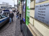 Sprawca fałszywego alarmu bombowego w biurze Radosława Sikorskiego trafi przed sąd