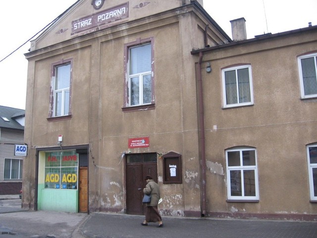 Budynek aleksandrowskiej straży pilnie wymaga remontu, tylko że pieniędzy nie ma