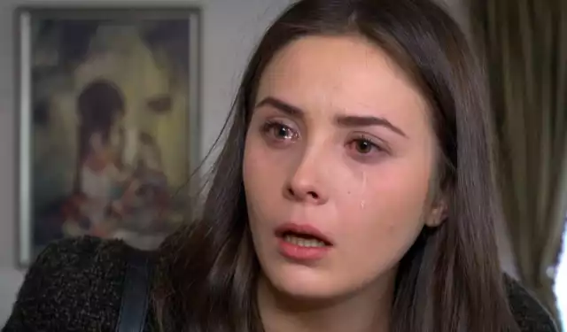 Melek Jest Załamana Nie Wyjdzie Z Więzienia Serial Elif