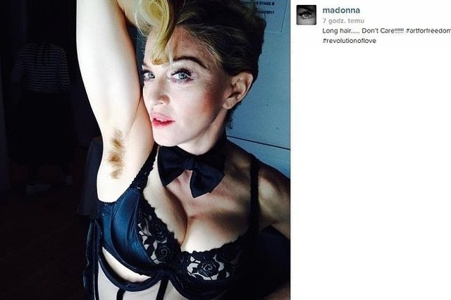 Madonna nie przestaje szokować...(fot. screen Instagram.com)CZYTAJ TAKŻE: WYRZUCĄ MADONNĘ Z INSTAGRAMA?