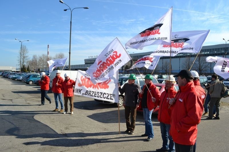 Pikieta Solidarniści przed Fiatem w Tychach