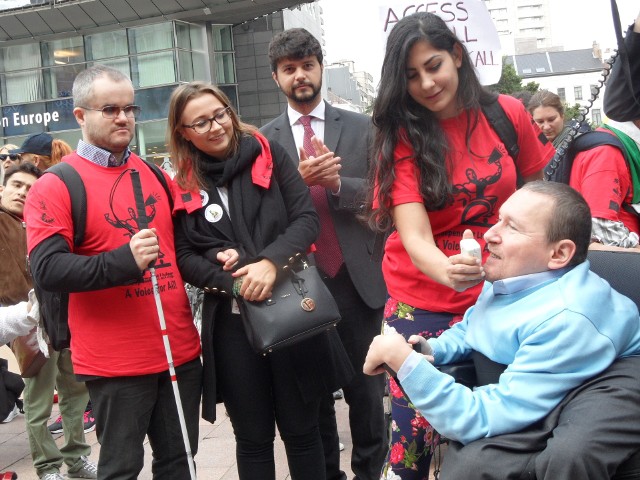 Stażyści uczestniczyli m.in. w proteście osób niepełnosprawnych Freedom Drive 2017