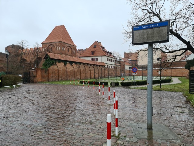 Miasto zapowiada nowy system informacji parkingowej w obrębie starówki. Poprzedni nie zdał egzaminu