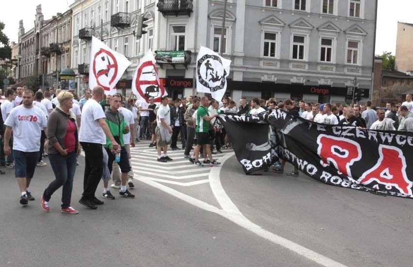 Marsz upamiętniający wydarzenia Czerwca 76