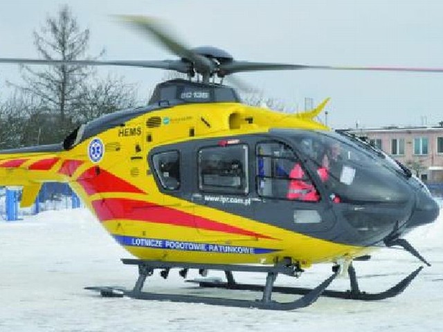 Eurocopter EC 135, który trafił do Białegostoku, lata z maksymalną prędkością 254 kilometrów na godzinę. Bez tankowanie w powietrzu może przebywać prawie 5 godzin.