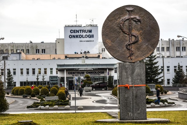 Centrum Onkologii w Bydgoszczy wygrało w klasyfikacji najlepszych szpitali powyżej 150 milionów złotych kontraktu z NFZ. W czołówce dla swojej grupy znalazł się Szpital Miejski im. dr. Emila Warmińskiego.
