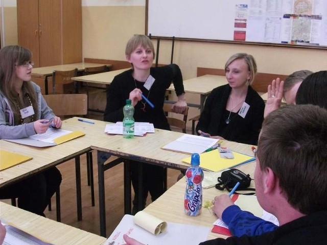 Studenci i uczniowie "bawili się&#8221; w gminę dwa dni.