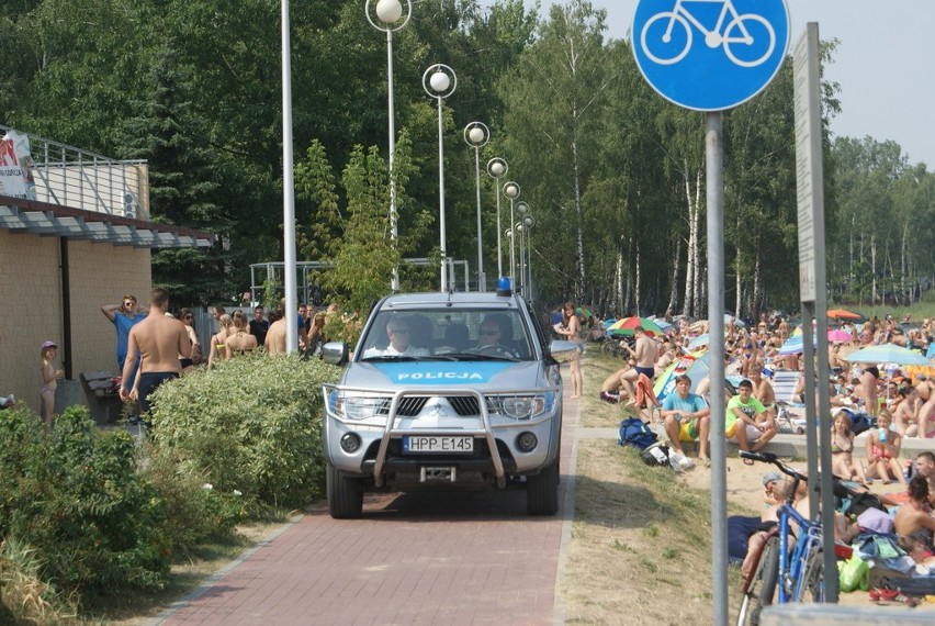 Latem nad Pogorią wypoczywają tysiące plażowiczów, więc...