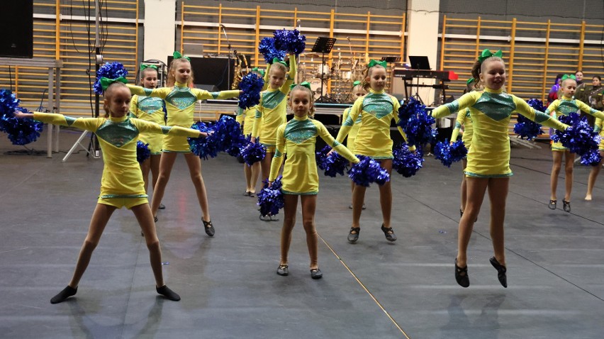 Cheerleading sportowy wchodzi do Szkoły Mistrzostwa Sportowego w Ustrzykach Dolnych. To nie tylko taniec z pomponami (ZDJĘCIA)