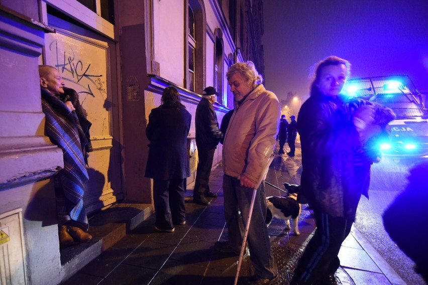 Pożar wybuchł w kamienicy przy ul. Kozielskiej w Katowicach