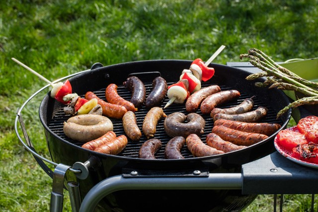 Grillowanie bez glutenuTo dzięki grillowanemu mięsu w powietrzu unosi się znany aromat pieczonych potraw.