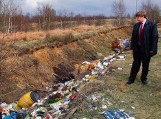 Myszków: rok więzienia dla Rafała S. za nielegalne wyrzucanie chemicznych odpadów