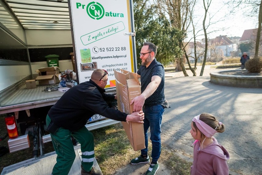 Bydgoszczanie w zamian za każdy niepotrzebny, drobny...