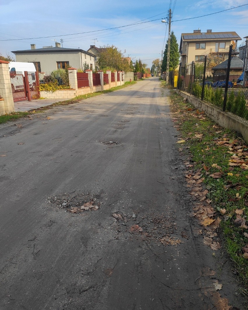 Andrzejów doczekał się remontów 20 ulic. Ruszają prace na ul. Mierniczej. ZDJĘCIA