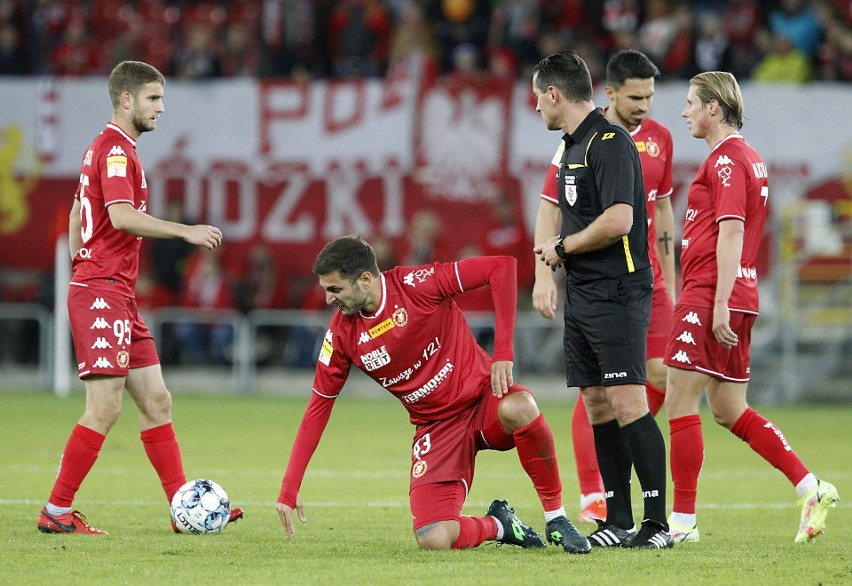 W piątek gra lider I ligi. Widzew. Ligowy  szlagier   w Kielcach