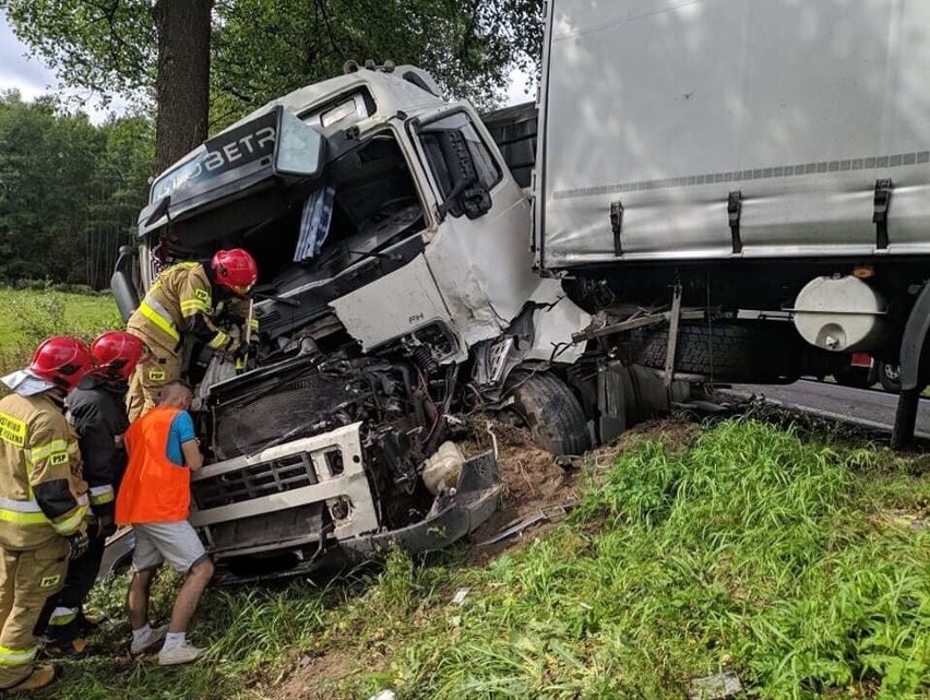 Krasne Stare: Wypadek zablokował DK8. Zderzyły się dwa tiry