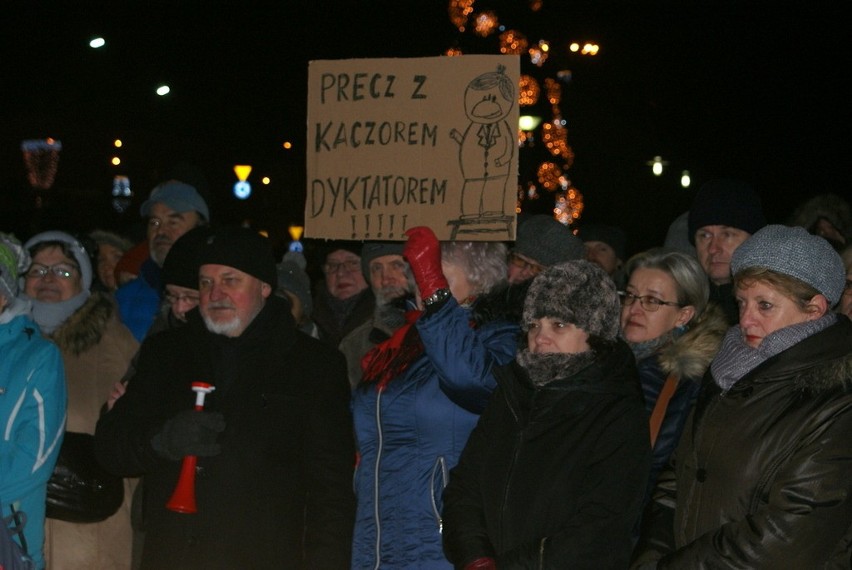 Protest mieszkańców Dąbrowy Górniczej i Zagłębia przeciwko...