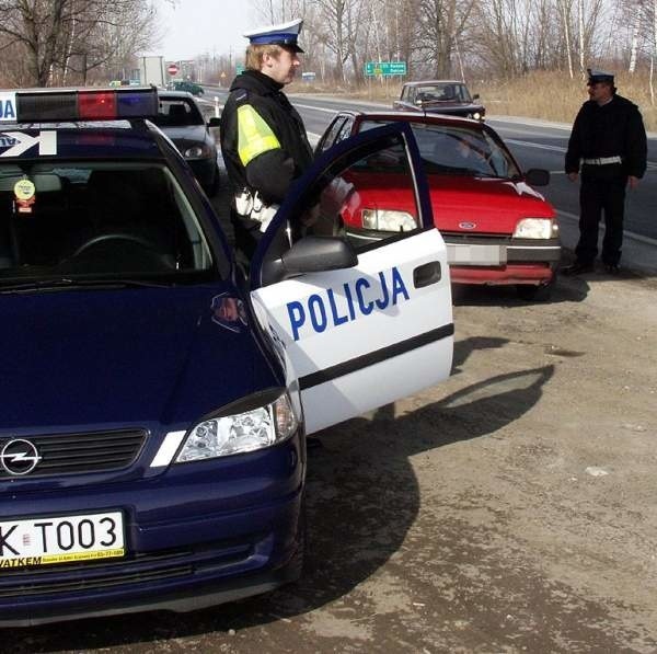 W ubiegłym roku na powiatowych drogach tarnobrzescy policjanci zatrzymali ponad 400 pijanych kierowców.