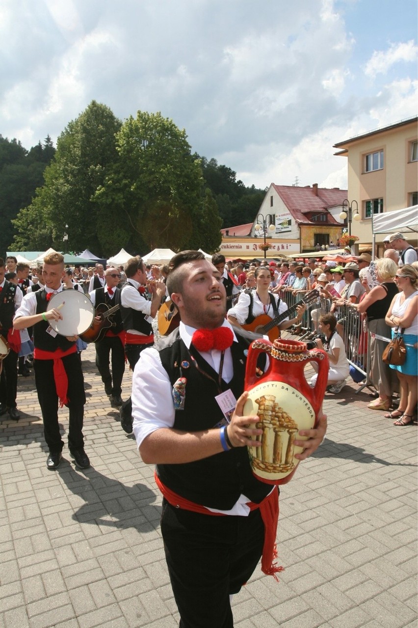 Tydzień Kultury Beskidzkiej co roku rozpoczyna się w ostatni...