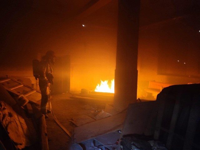 Pożar w opuszczonym budynku w Myślenicach