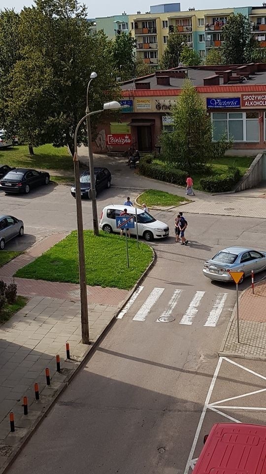 Janusze parkowania w Łomży. Oni parkują, jak prawdziwi mistrzowie [zdjęcia]