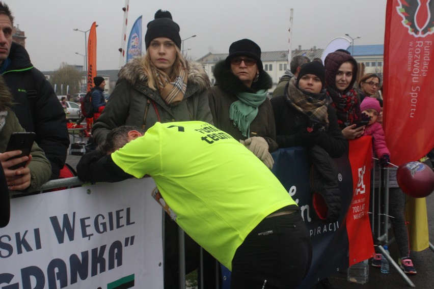 Druga Dycha do Maratonu. Biegacze rywalizowali na nowej trasie (ZDJĘCIA)