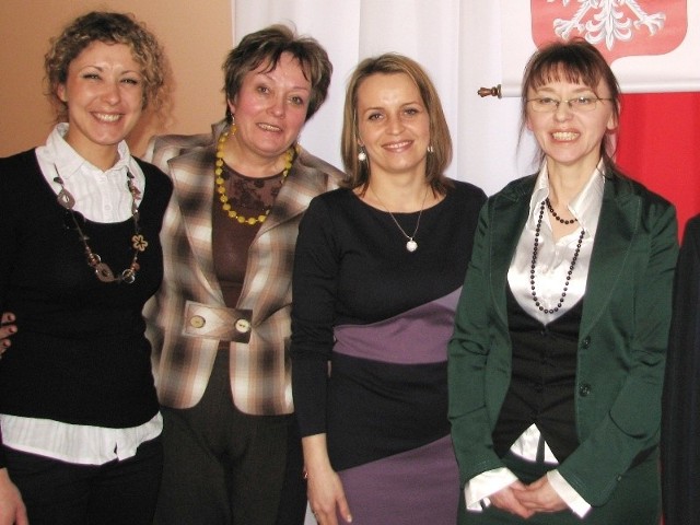 jednogłośnie poparła Marlenę Witkowską-Rypinę (na skraju po prawej)