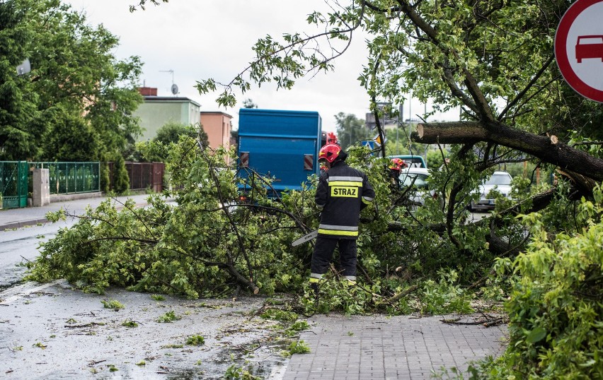 Nad Polską przeszły gwałtowne burze i nawałnice