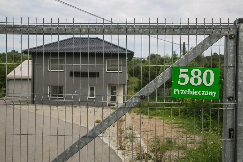 Grzejników nie dostali, pieniądze stracili. Śledczy stawiają zarzuty