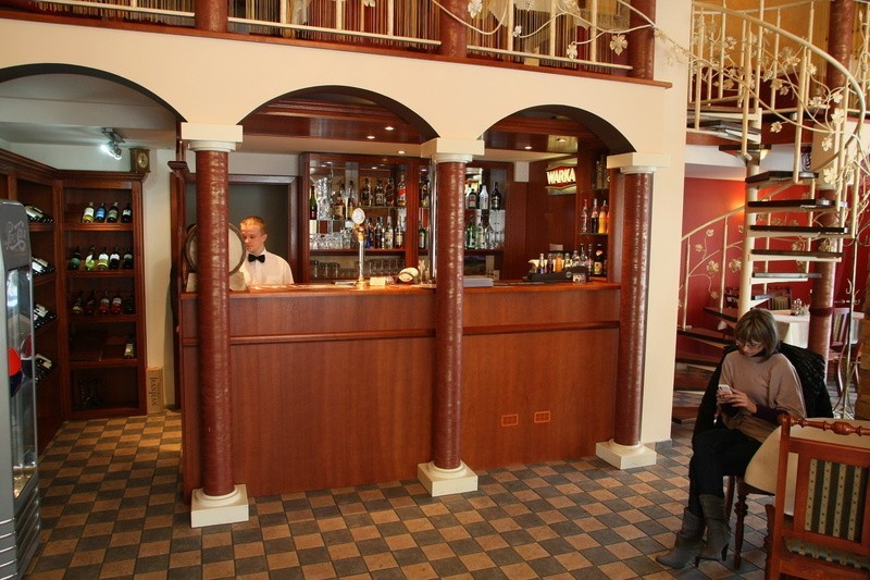 Na staropolskie dania w stonowanym wnętrzu zaprasza niedawno otwarta w Kielcach restauracja Antresola (zdjęcia)