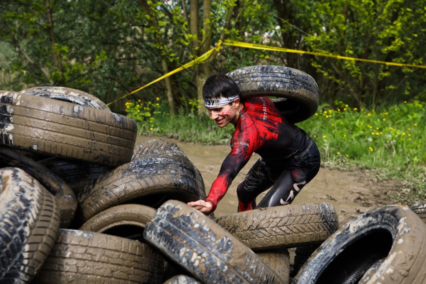 Runmageddon Kraków 2019. Niedziela. Mordercza walka z przeszkodami! [NOWE ZDJĘCIA]