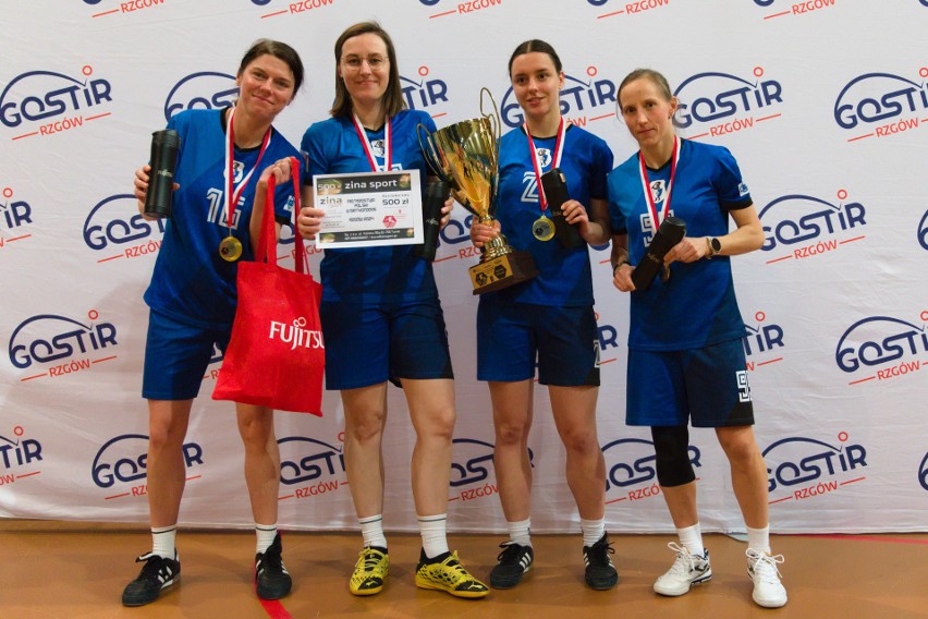 Wspaniała atmosfera i wielkie sportowe emocje towarzyszyły Fujitsu Mistrzostwom Polski Kobiet w Siatkonodze - Rzgów 2024
