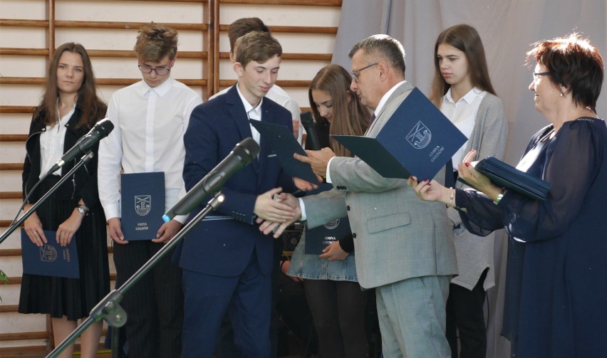 Stypendia wójta Grębowa dla licealistów. Tak motywują najlepszych