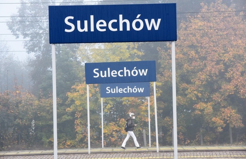 Dworzec PKP w Sulechowie - jesień 2019