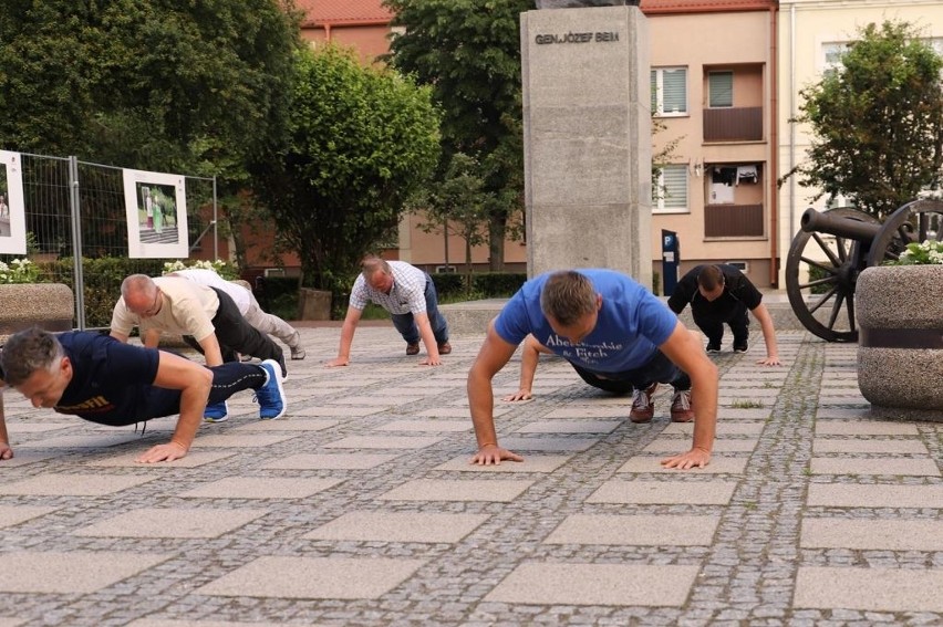 Ostrołęccy radni podjęli wyzwanie #Gaszyn Challenge