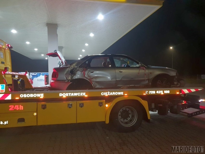 Wypadek w Jasieniu. Audi A4 wypadło z drogi krajowej nr 45 i...