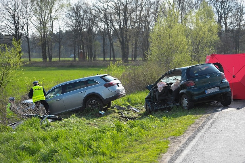 - Ze wstępnych ustaleń wynika, że kierujący toyotą yaris,...