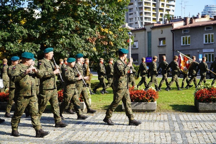 W Rzeszowie odbyły się obchody upamiętniające 82. rocznicę powstania Polskiego Państwa Podziemnego i święta Wojsk Obrony Terytorialnej