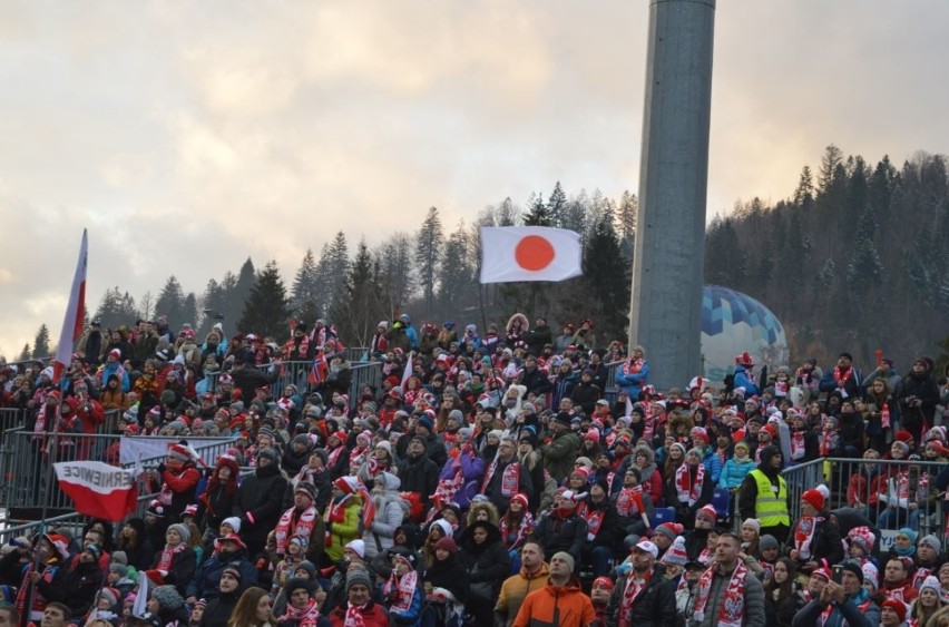 Kamil Stoch na drugim miejscu. Puchar Świata wygrywa Kobayashi WIDEO+ZDJĘCIA