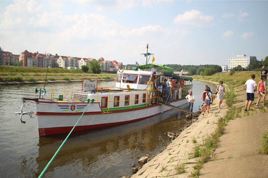 Stan Warty w Poznaniu jest niski. Łodzie stoją, zamiast...