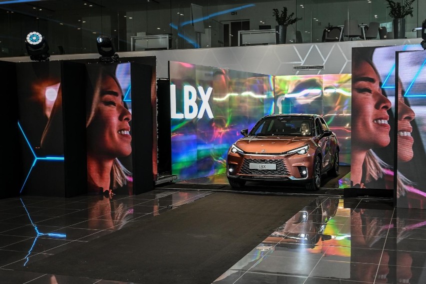 Przedpremierowy pokaz Lexusa LBX odbył się w Trójmieście! Co...