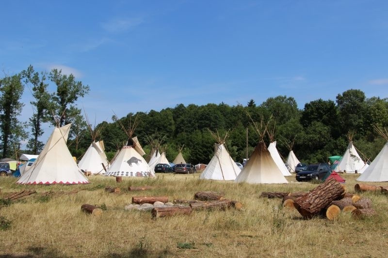 Pólko/Supraśl. 39. Ogólnopolski Zlot Polskiego Ruchu Przyjaciół Indian (zdjęcia, wideo)