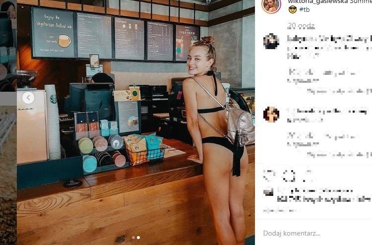 Wiktoria Gąsiewska weszła do kawiarni w skąpym bikini. Internauci oburzeni! ZDJĘCIA