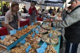 Festiwale różnych smaków i trunków przyciągnęły tłumy torunian na Rynek Nowomiejski [zdjęcia]