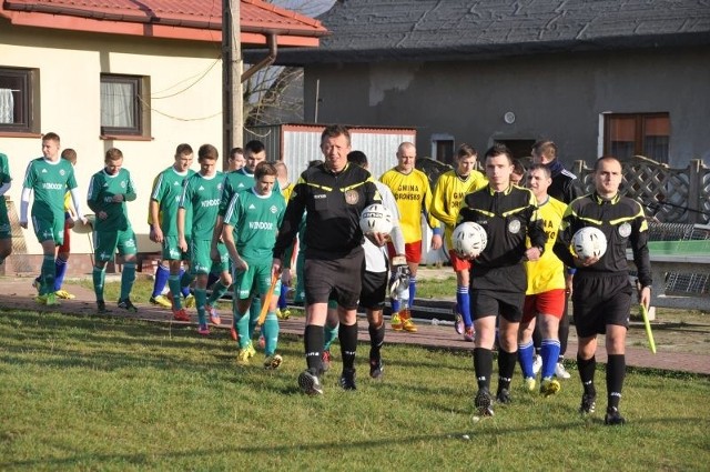 Oronka Orońsko-Radomiak II Radom 3:5