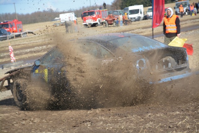 Wrak Race w Małej Cerkwicy dla małej Matyldy Lebody