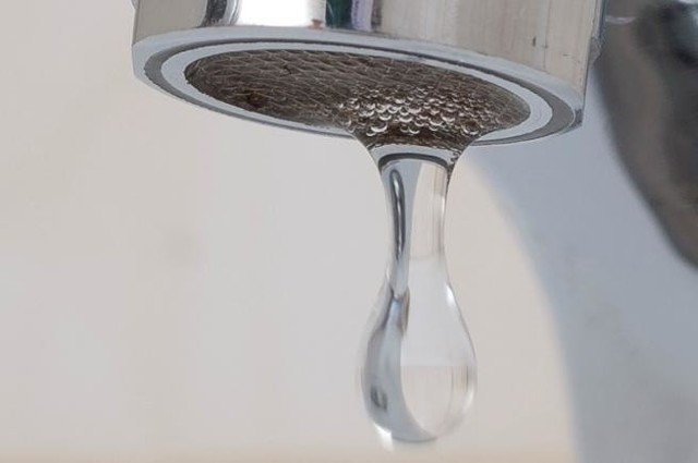 Zgodnie z informacją Państwowego Powiatowego Inspektora Sanitarnego w Świebodzinie, woda pochodząca z wodociągu wiejskiego w Myszęcinie, może być spożywana wyłącznie po przegotowaniu. 