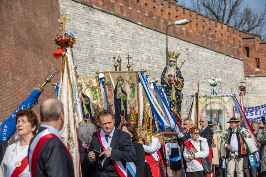 Po dwuletniej przerwie z Wawelu na Skałkę wyruszyła procesja ku czci świętego Stanisława 